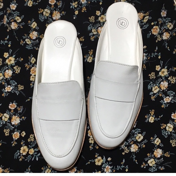 Urban Outfitters Shoes - Brand New Urban Outfitters White Leather Loafers